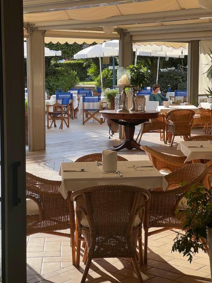 Hotel Parco Delle Rose Silvi Marina Ngoại thất bức ảnh