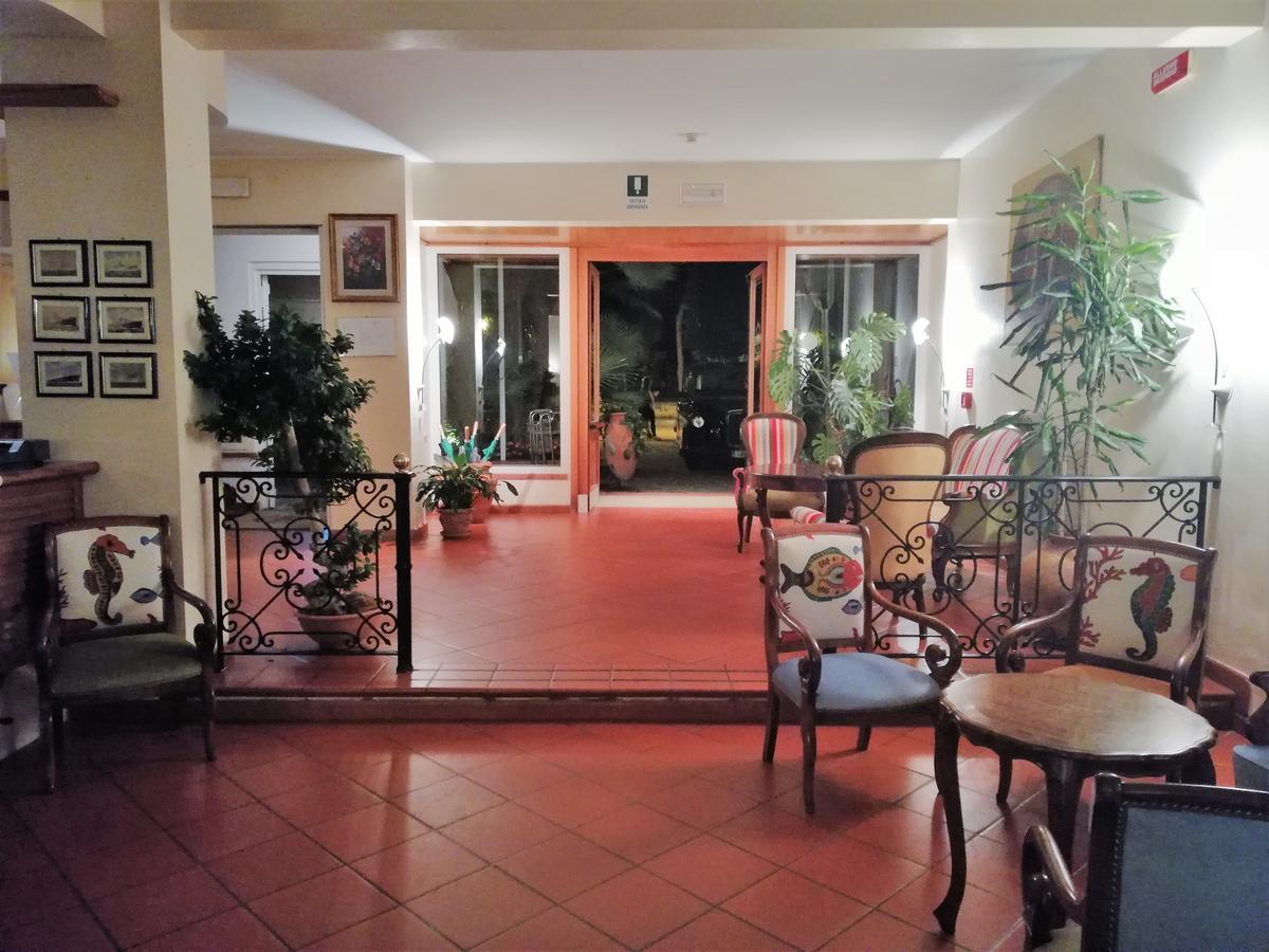 Hotel Parco Delle Rose Silvi Marina Ngoại thất bức ảnh